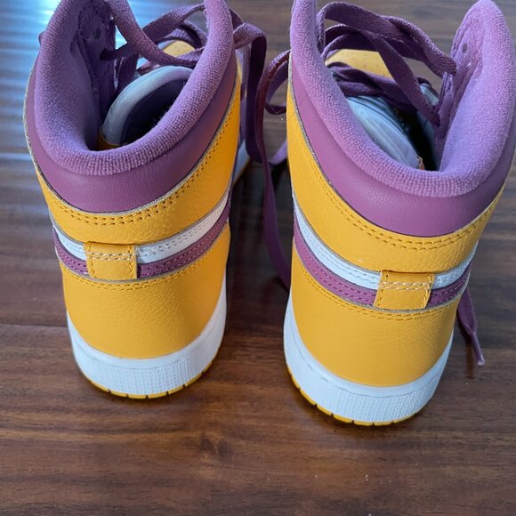 Air Jordan 1 Rretro High OG GS "Brotherhood" - Youth 6.5 Women 8 with box - Picture 5 of 15